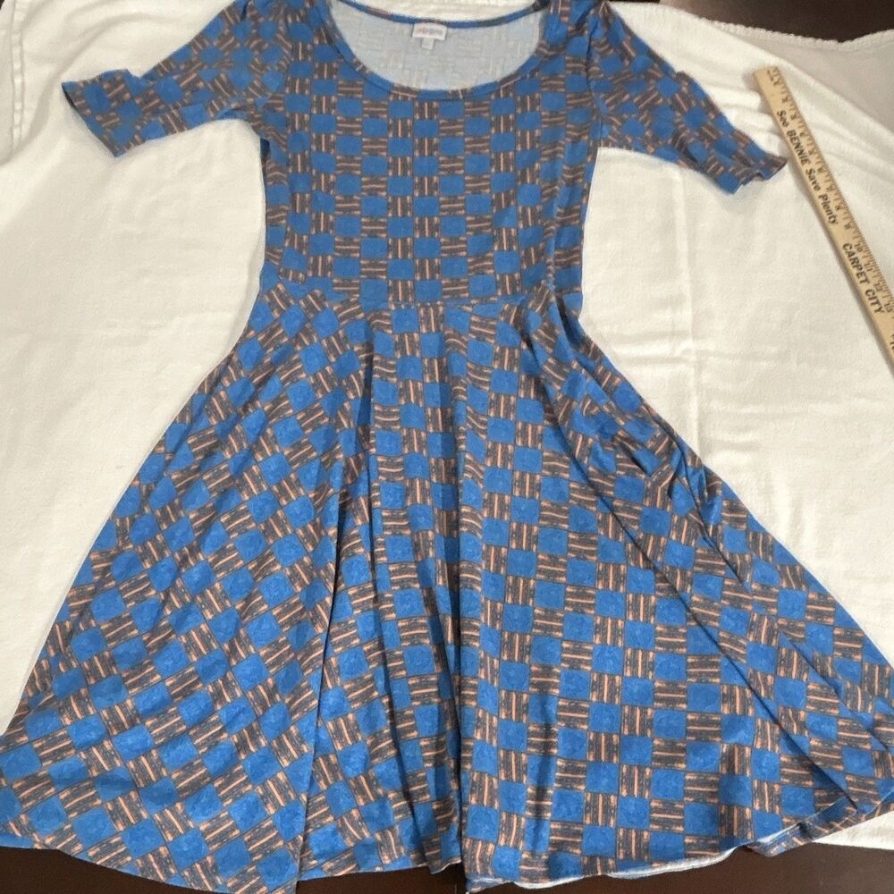 LuLaRoe M Blue Brown Geometric Knit Fit & Flare Midi Scoop Neck 3/4 Stretch 0197